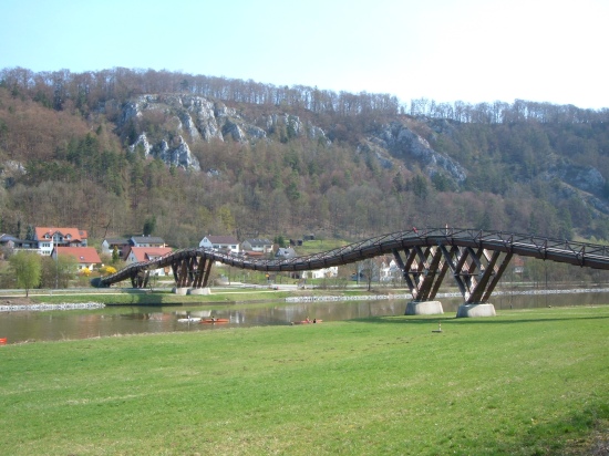 Holzbrücke über den Rhein-Main-Donau-Kanal