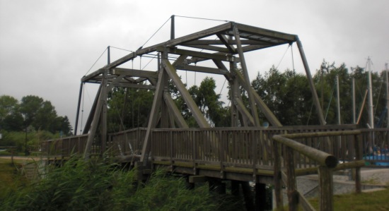 Ziehbrücke über den Köhnschen Kanal