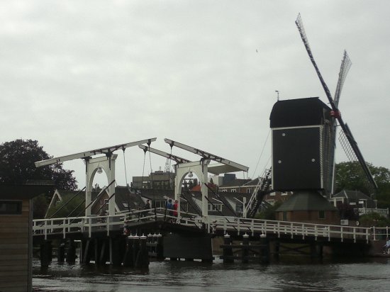 ponton_Rembrandtbrücke