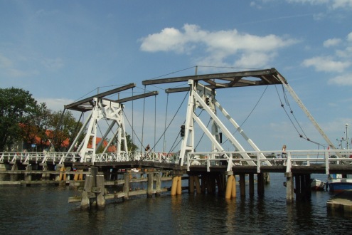 Die Klappbrücke in Wieck bei Greifswald ist noch voll funktionsfähig